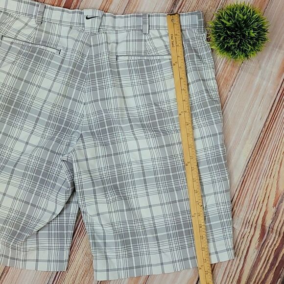 NIKE Golf Tour Performance plaid dri fit shorts - Picture 8 of 9